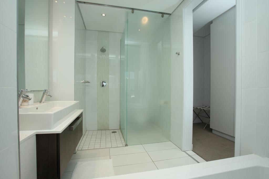Luxury @ Sandton Skye 约翰内斯堡 外观 照片