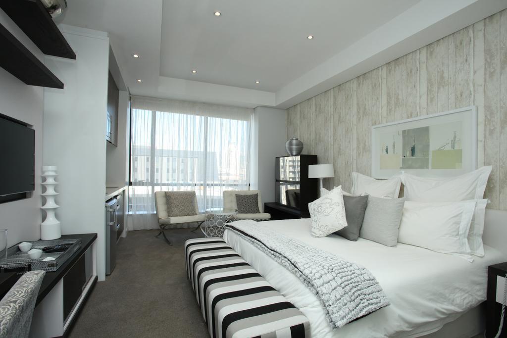 Luxury @ Sandton Skye 约翰内斯堡 外观 照片
